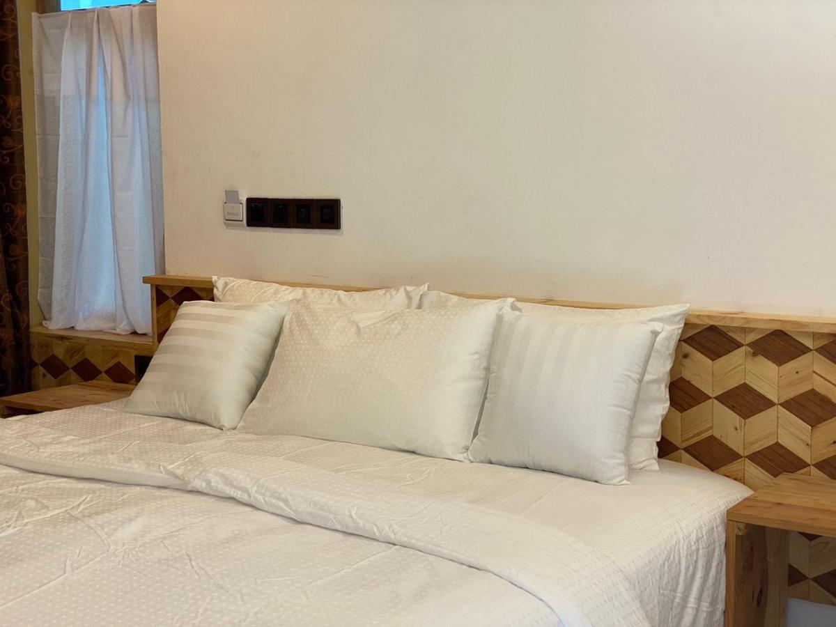 Rindali - The Speedboat From Male To The Hotel Departs At 1130 Every Monday Thursday And Saturday And From The Hotel To Male At 0630 And Five Domestic Flights Are Available Every Day Olhuveli  Exterior foto